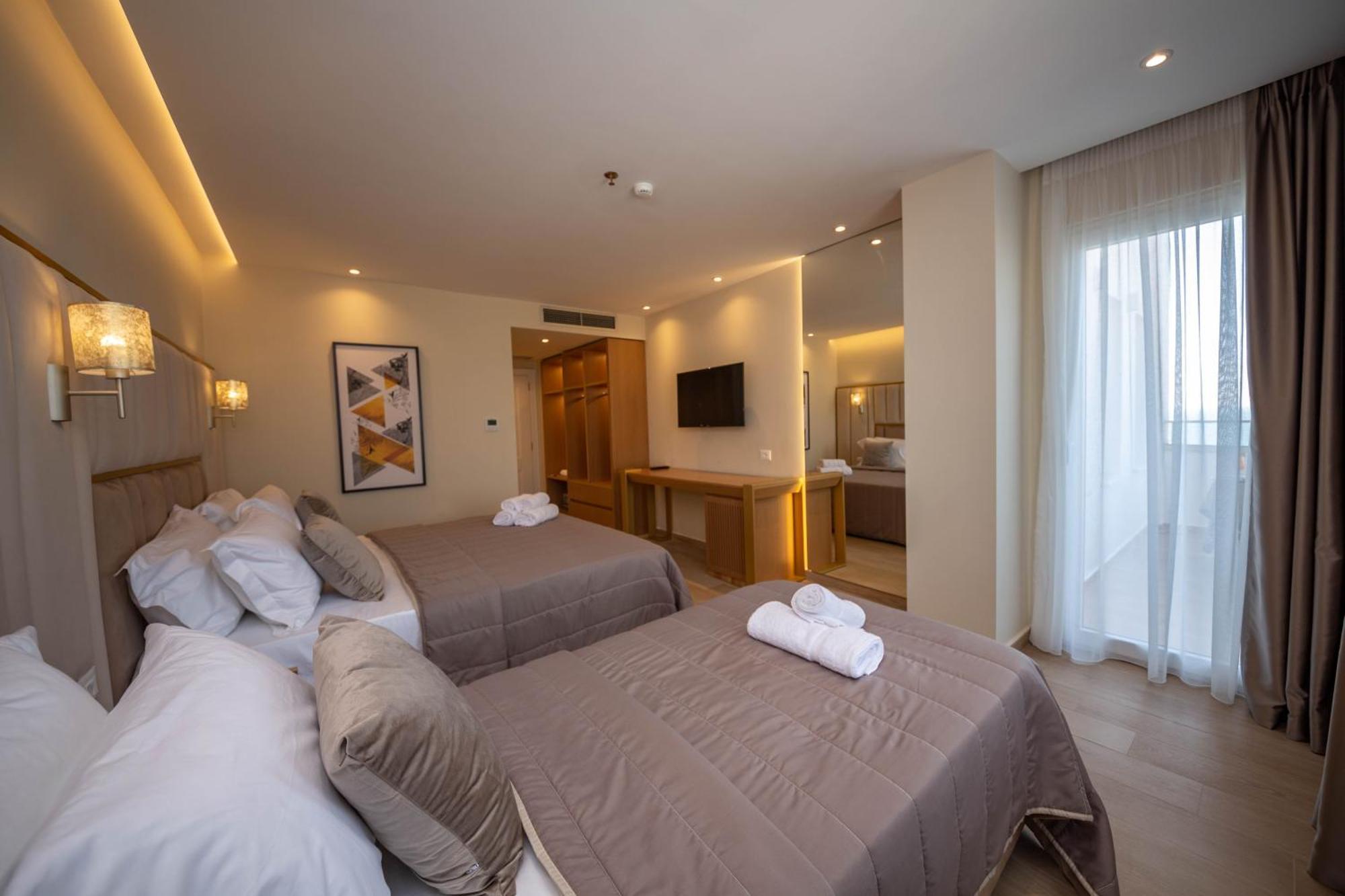 Merar Hotel Golem  Oda fotoğraf